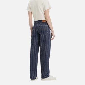 Levi's Dark Wash Straight Leg Jeans with Ribbed Pattern